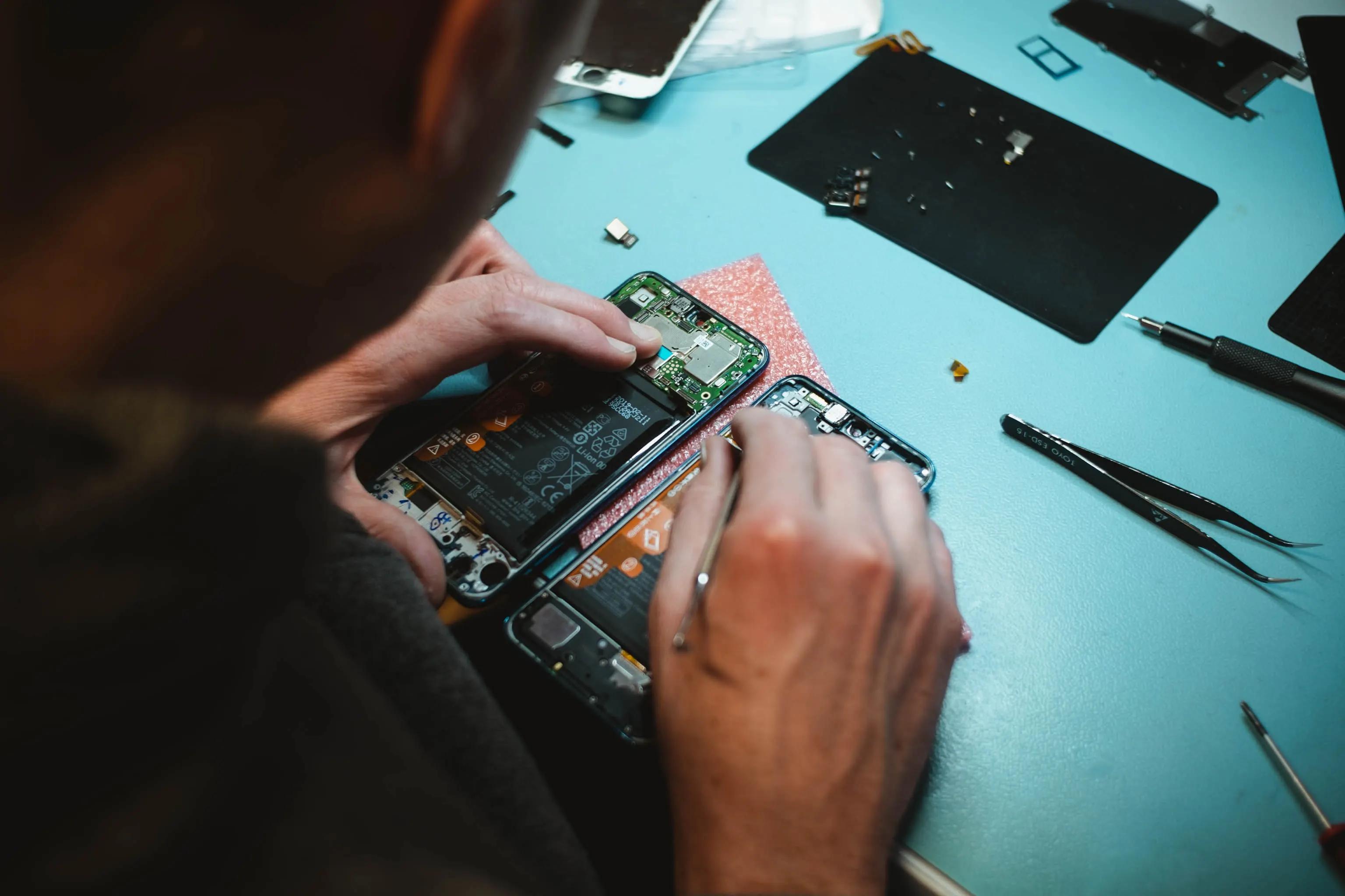 iPhone Repair Services we Provide at Home